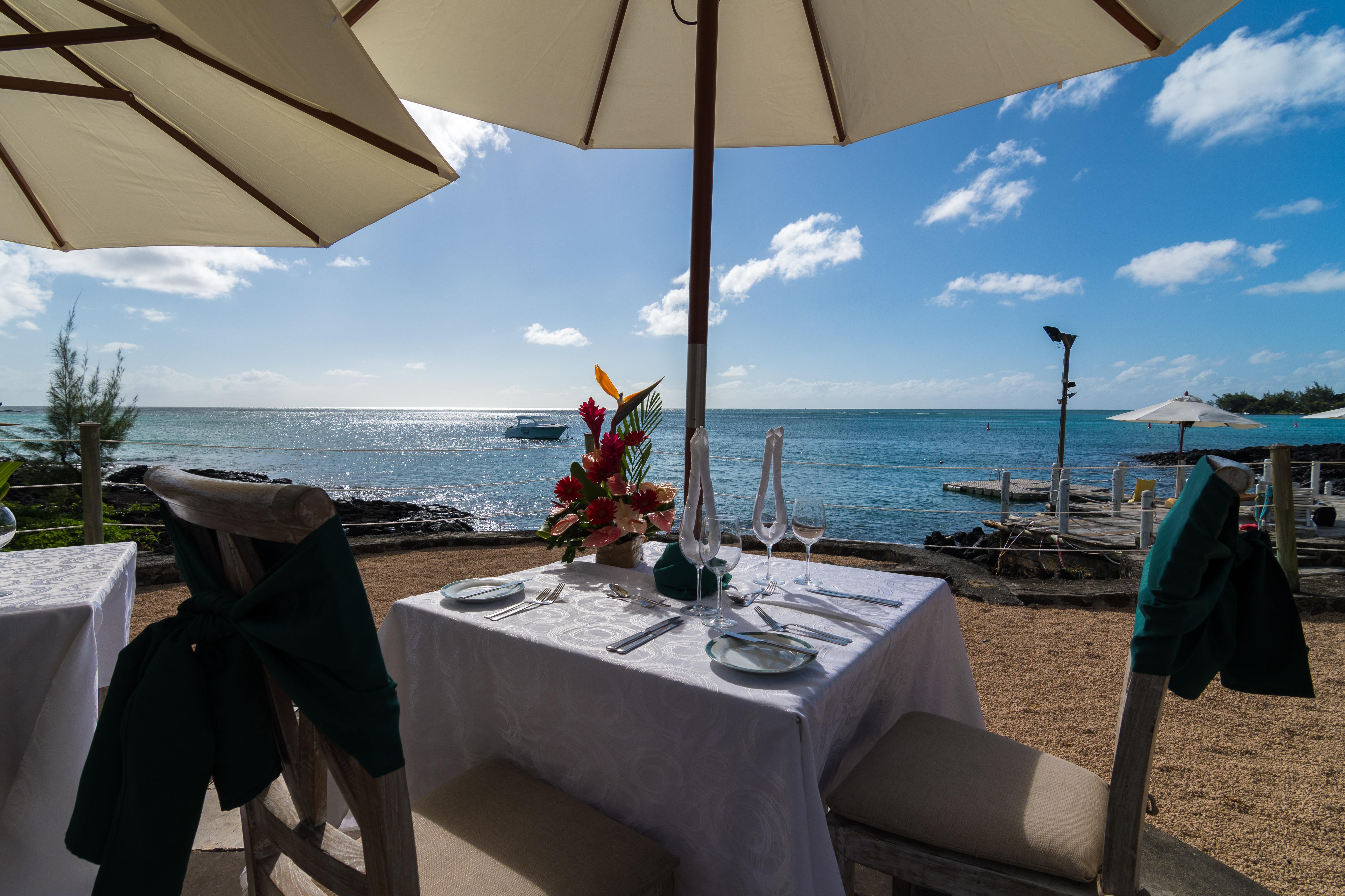 Hibiscus Boutique Hotel Pereybere Beach Buitenkant foto